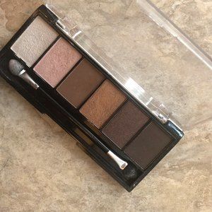 2/$9 Nude Eyeshadow Palette